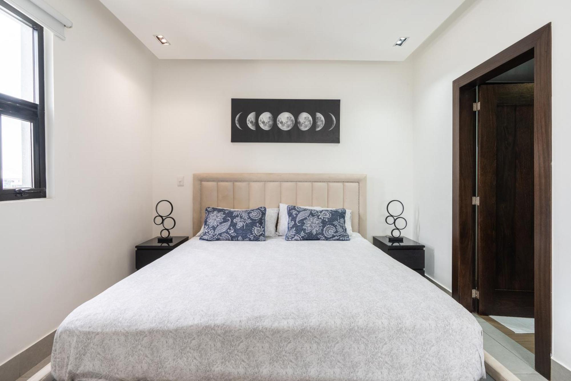 Modern Luxury Condo With Rooftop Pool & Gym Сантьяго-де-лос-Кабальерос Экстерьер фото